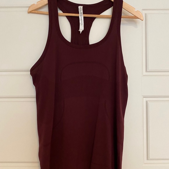 Lululemon swiftly racerback